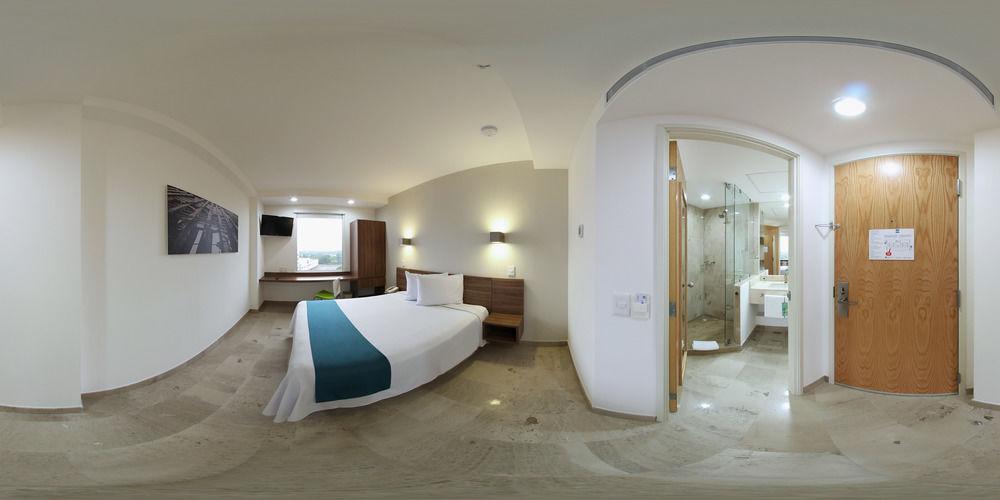 One Villahermosa 2000 Экстерьер фото