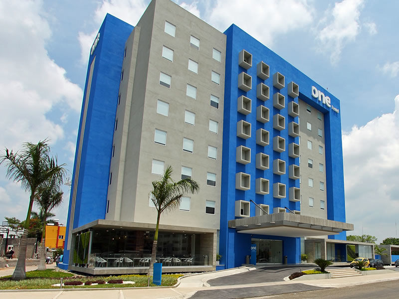 One Villahermosa 2000 Экстерьер фото